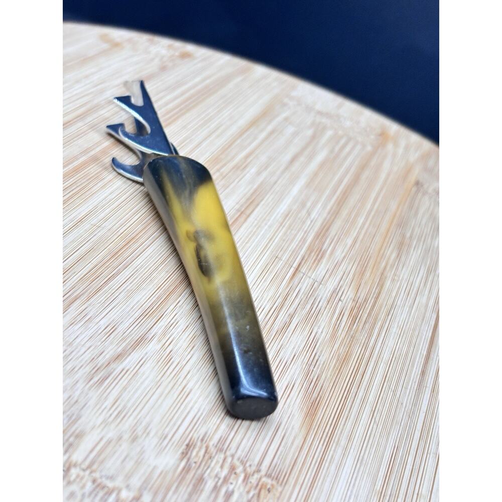 MCM Bakelite Marbled Carmel & Butterscotch Trav-L-Bar Bottle Opener - Picture 9 of 10